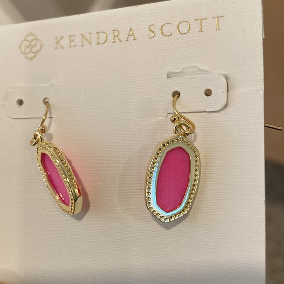 Kendra Scott Pink & Gold Earrings - Picture 5 of 6